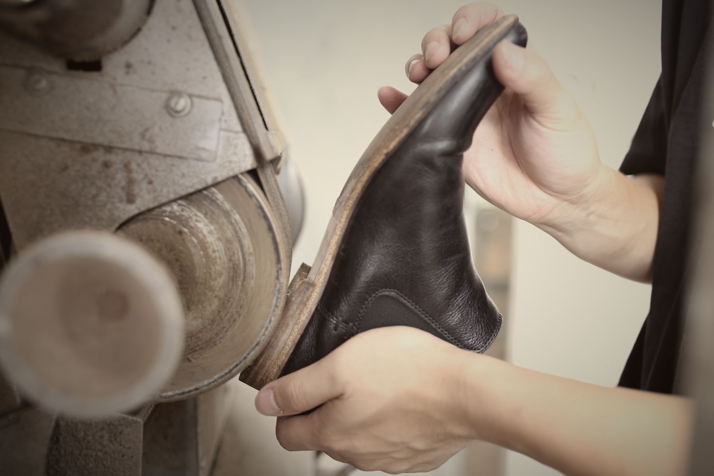 Sanding a boot heel